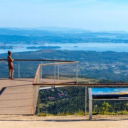 Ria Vista Atico 公寓